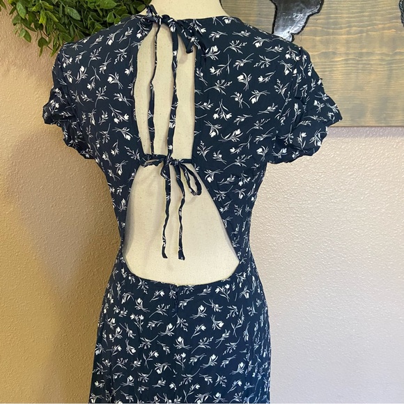 Lulus New Desires Navy Blue Floral Print Backless Maxi Dress - Picture 5 of 11